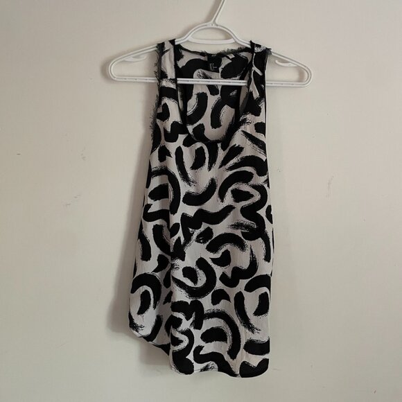 H&M Black & White Abstract Print Tank Top - Picture 1 of 8
